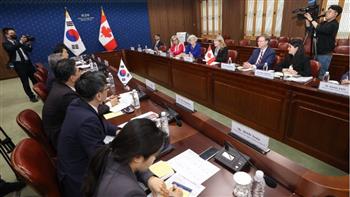   كوريا الجنوبية وكندا تعقدان محادثات افتتاحية حول الأمن والاقتصاد