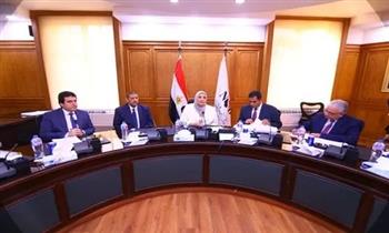   وزيرة التضامن تعقد اجتماعا مع رؤساء قطاعات بنك ناصر 