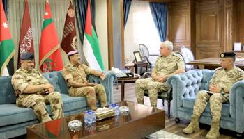   مباحثات عسكرية أردنية عمانية لتعزيز التعاون بين البلدين