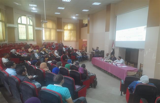 برنامج قيادى حول الاستراتيجية الوطنية و المشروعات القومية بمشاركة 150 شاب وفتاه بالغربية