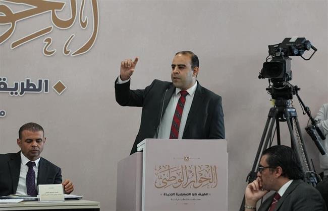 مصطفى جبريل يقترح وضع استراتيجية لتحسين قدرة برامج الحماية الاجتماعية