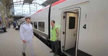   مواعيد القطارات المكيفة والروسي على خط (القاهرة - أسوان) والعكس