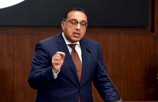 رئيس الوزراء: الانتهاء من 1421 شكوي للمستثمرين حتي الآن