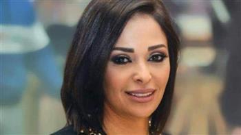 داليا البحيري تروج لمسرحية«سيدتي أنا».. والعرض خلال أيام
