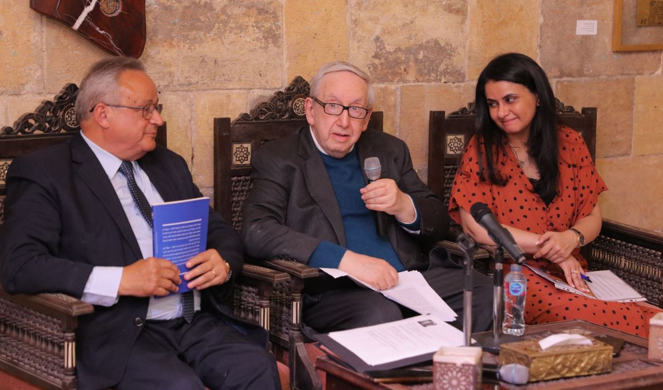 بيت السناري يستضيف المؤرخ الأمريكي «بيتر جران»