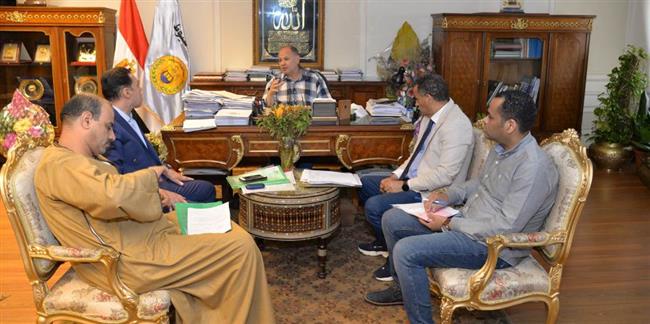 محافظ أسيوط يلتقي عددا من أعضاء مجلسي النواب والشيوخ 