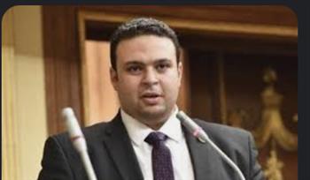   رئيس حزب العدل لـ"حديث القاهرة": 9300 جنيه قيمة الدخل المقدر للطبقة المتوسطة