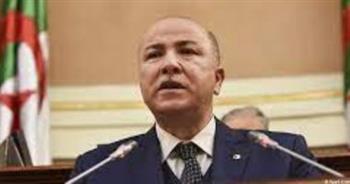   رئيس الوزراء الجزائري يرأس وفد بلاده المشارك في قمة جدة