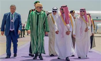  الأمير رشيد يصل إلى جدة لترؤس وفد المغرب في القمة العربية