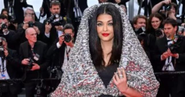 أغرب إطلالات النجمات بمهرجان كان السينمائي  