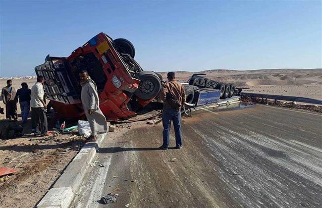 انقلاب شاحنة سولار في الوادي الجديد