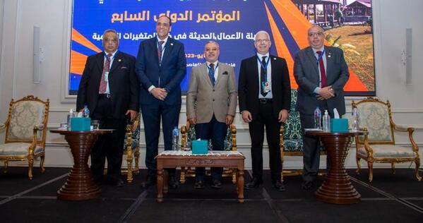رئيس جامعة طنطا يفتتح المؤتمر الدولي السابع لكلية التجارة بالعاصمة الادارية 