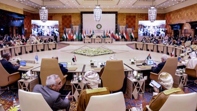 ماذا ينتظر سوريا بعد عودتها لأحضان جامعة الدول العربية؟