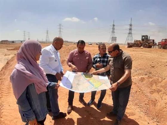 رئيس الجهاز يعلن البدء فى تمهيد الطرق بمداخل منطقة الرابيه أحد مناطق الإمتداد