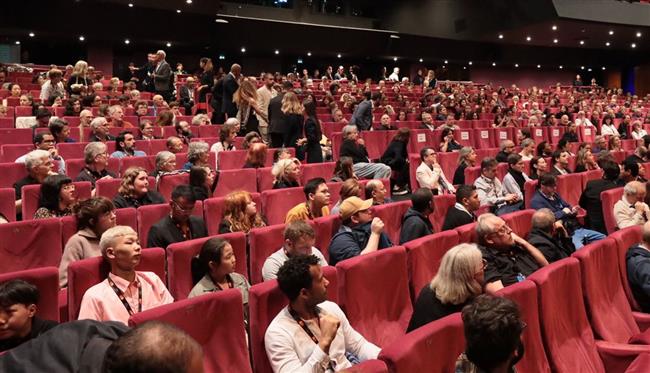 بالصور.. مهرجان كان السينمائي يحتفي بالفيلم السوداني «وداعًا جوليا» في عرضه العالمي الأول