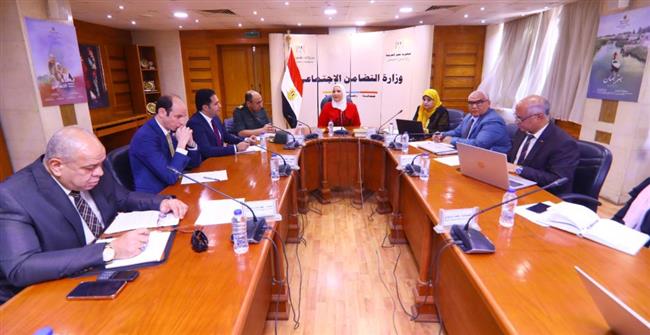 القباج تترأس الاجتماع الأول للجنة الدائمة لتنظيم توزيع السلع الغذائية للأسر الأولى بالرعاية