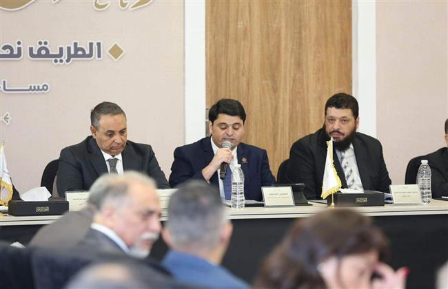 أحمد عمرو: ضرورة عودة التمويل المباشر من الدولة للأحزاب ومنحها بعض امتيازات الجمعيات الأهلية
