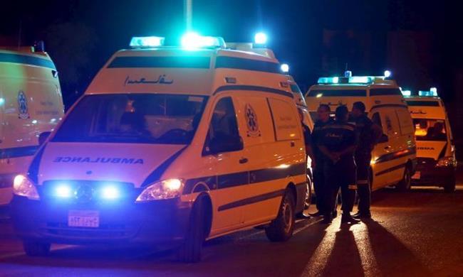 إصابة 5 أشخاص فى حادث انقلاب توك توك بسوهاج