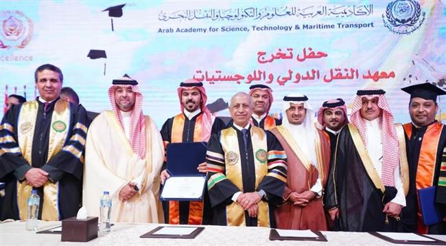 القنصل السعودى يشارك فى حفل تخرج معهد النقل الدولي واللوجيستيات