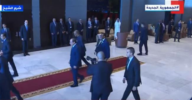 الرئيس السيسى يصل مقر افتتاح الاجتماعات السنوية لمجموعة البنك الإفريقى