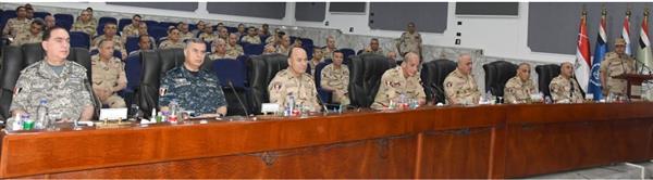 وزير الدفاع يشهد المرحلة الرئيسية لمشروعين للقوات الجوية والدفاع الجوي