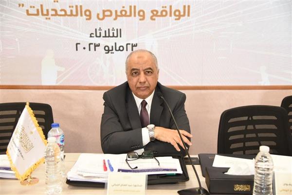 عبد الفتاح الجبالي: نهدف لعلاج التضخم والبطالة والتعامل مع مشكلة الفقر