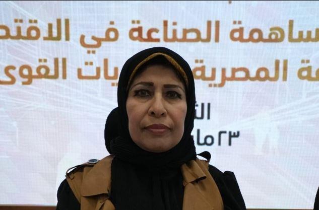 «نادية المرشدي»: الإطار الصناعي في مصر مشتت والمستثمر الأجنبي مش هيجي غير لما المحلي تحل أزمته