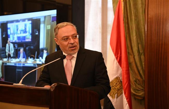 رئيس جامعة طنطا يشارك فى اجتماع  لجنة الخطة والموازنة بمجلس النواب