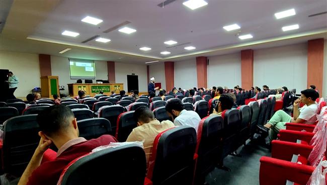 الأزهر للفتوى يحاضر شباب الجامعات بالغردقة عن العبادة والوقت ومواقع التواصل 
