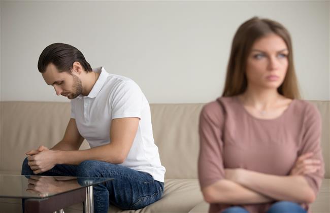 لاستمرار الزواج.. إليك كيفية التعامل مع الزوج كثير الخصام