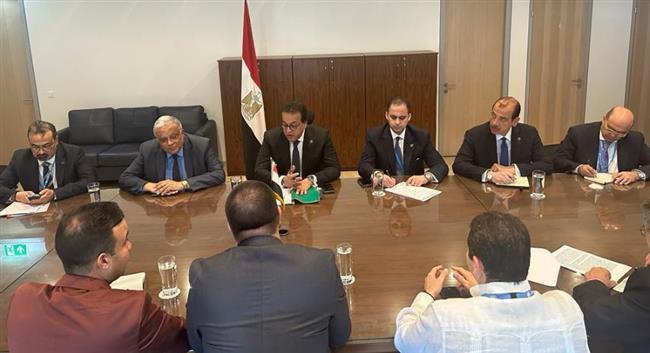 وزير الصحة يناقش مع نظيره الكوبي التعاون في تصنيع الأدوية وأبحاث تطوير وإنتاج اللقاحات  