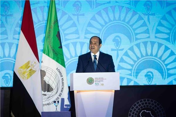 خبيرة اقتصادية: الرئيس السيسى يحمل هموم القارة الإفريقية بالمحافل الدولية