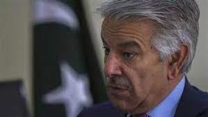   وزير الدفاع الباكستاني: ندرس حظر حزب عمران خان السياسي