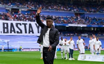 لاعبو ريال مدريد يدعمون فينيسيوس جونيور