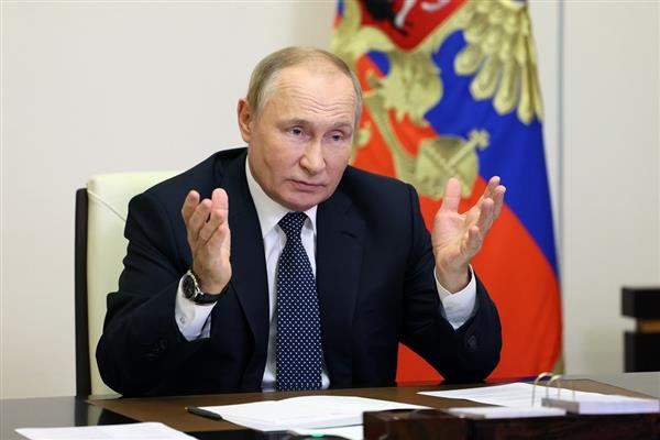بوتين يدعو العالم للتعددية القطبية.. والجيش الروسي يتوعد أوكرانيا