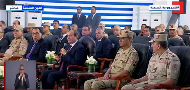 الرئيس السيسي لرجال القطاع الخاص والمستثمرين: من فضلكم ما تضيعوش وقت