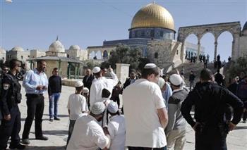   «الوطني الفلسطيني»: قيام مستوطنين إسرائيليين بصلوات جماعية في الأقصى مُقدمة لفرض التقسيم الزماني والمكاني
