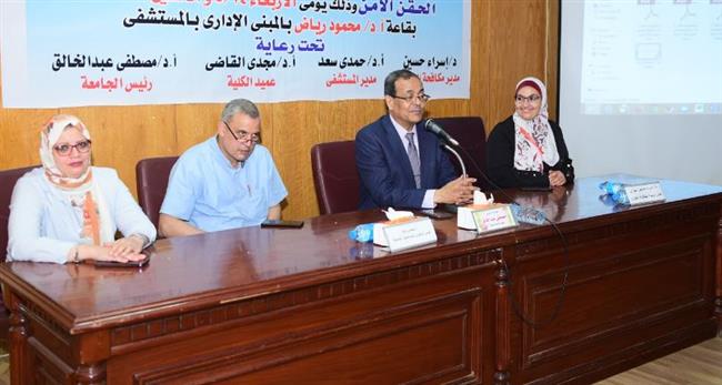 وحدة مكافحة العدوي بمستشفى سوهاج الجامعي تنظم ورشة عمل عن «الحقن الآمن» 