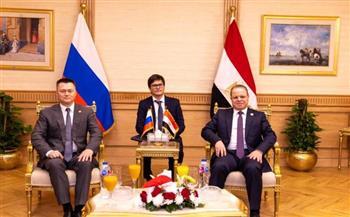 النائب العام يلتقي بنظيره النائب العام لروسيا الاتحادية بمقر مكتبه بالقاهرة