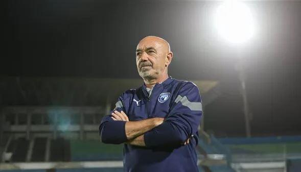 باتشيكو يعلن قائمة بيراميدز لمواجهة الاتحاد السكندري