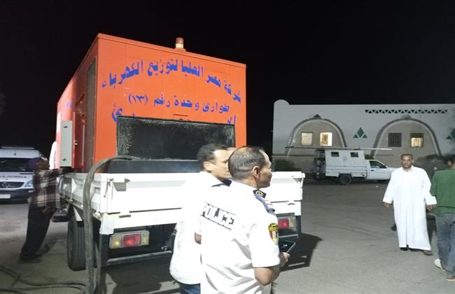 وزير الكهرباء يتابع تطورات انقطاع الكهرباء فى أبو سمبل 
