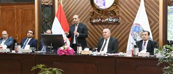 «الداودى» يترأس الإجتماع التنسيقي للتعاون المشترك لتنمية منطقة المثلث الذهبي بقنا