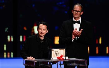   الفيتنامي تران آن هانج يفوز بجائزة أفضل مخرج في مهرجان كان السينمائي الـ 76