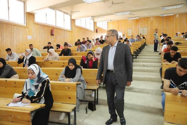 جولات تفقدية في ثاني أيام امتحانات نهاية العام بجنوب الوادي