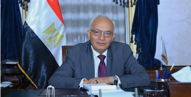 وزير التعليم يصل الوادى الجديد لتفقد عدد من المدارس
