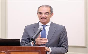 وزير الاتصالات يصل الوادي الجديد لافتتاح مشروعات تكنولوجية وبريدية