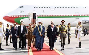 سلطان عمان يصل إلى طهران في زيارة رسمية