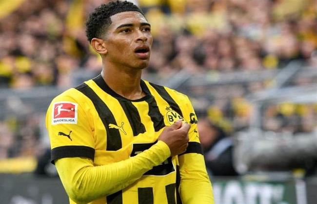 بيلينجهام لاعب الموسم في الدوري الألماني