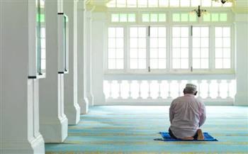 عبادة أجرها كمن صلى جماعة مع رسول الله.. داعية يكشف عنها