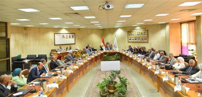 مجلس جامعة أسيوط يوافق على إنشاء كلية العلوم والتكنولوجيا 